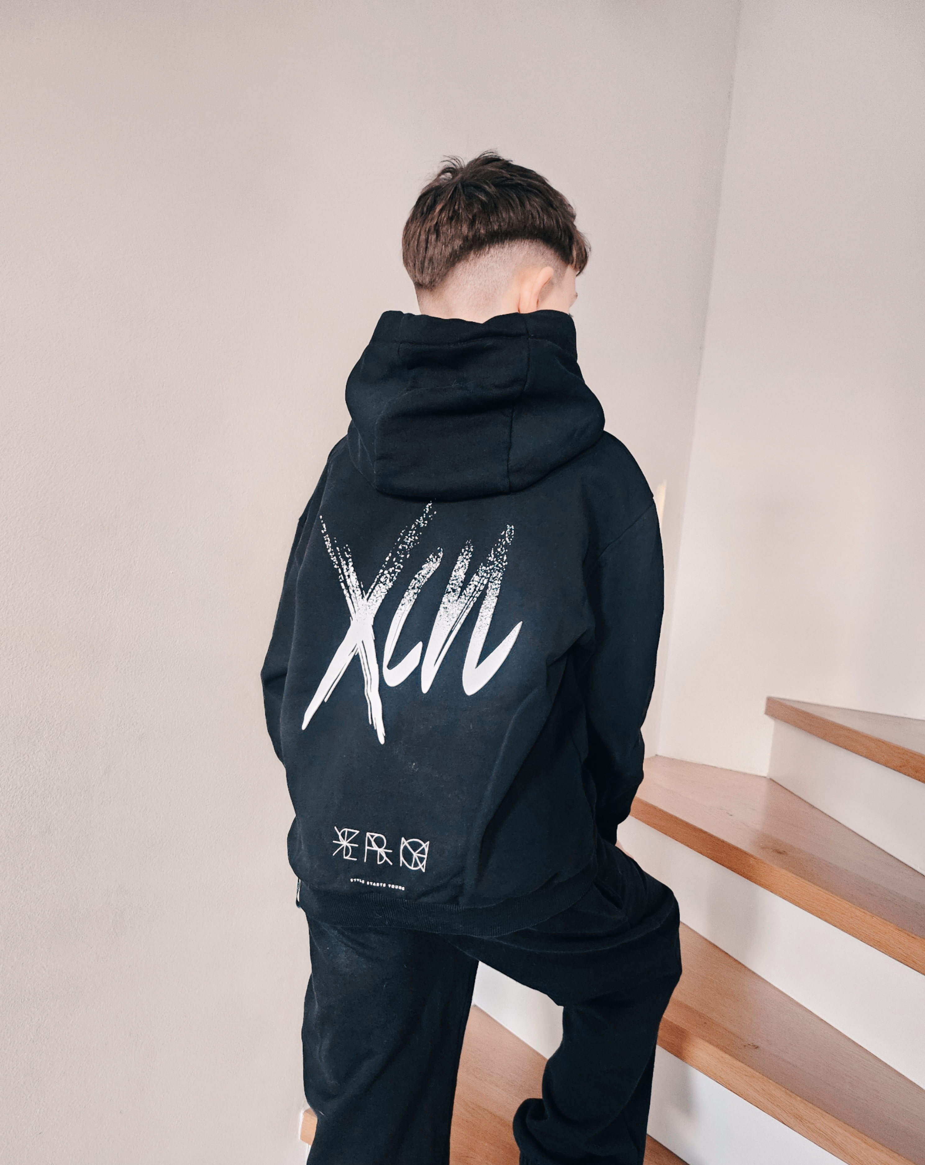 Hoodie XCN - black