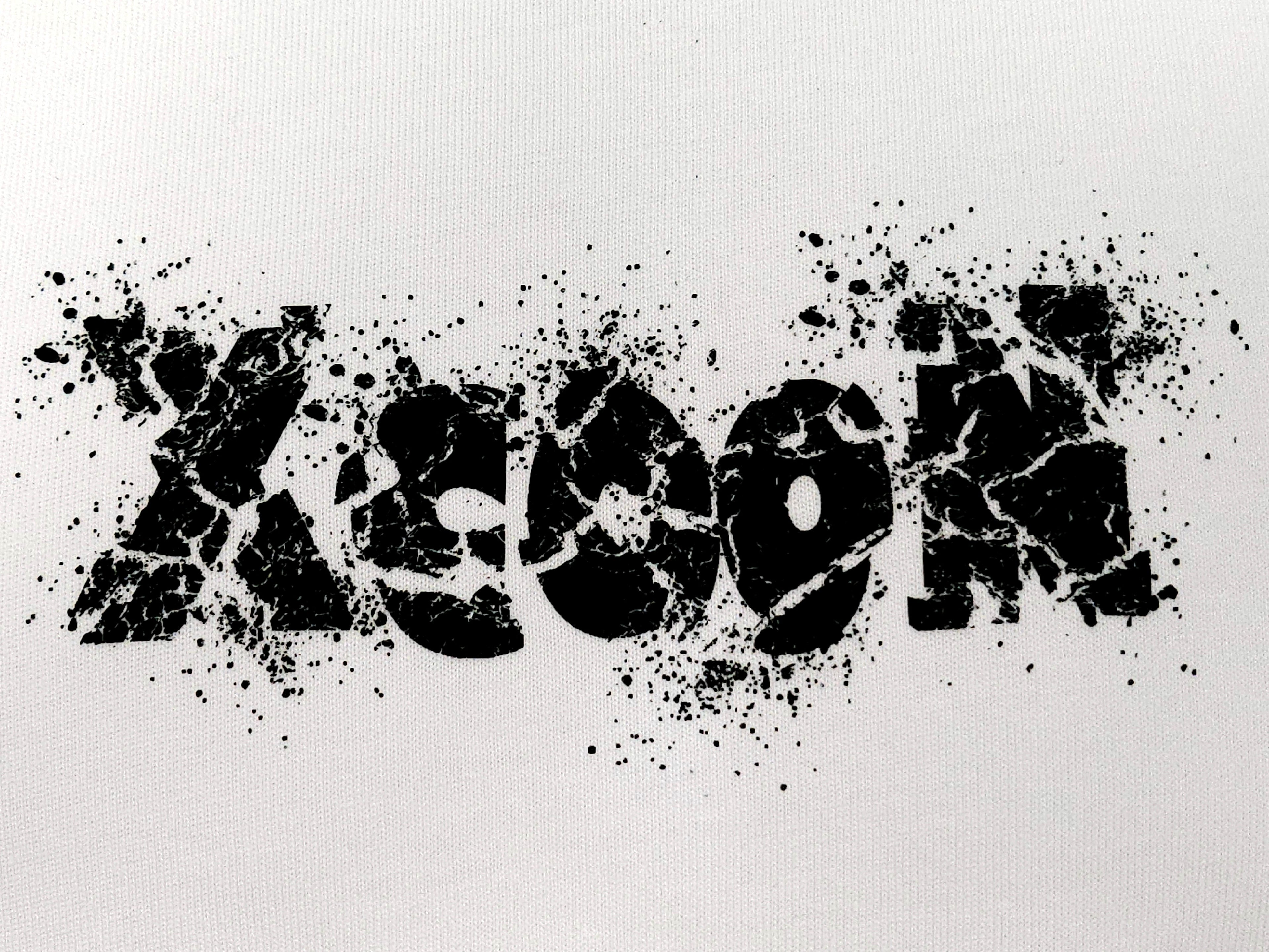 T-Shirt - BROKEN